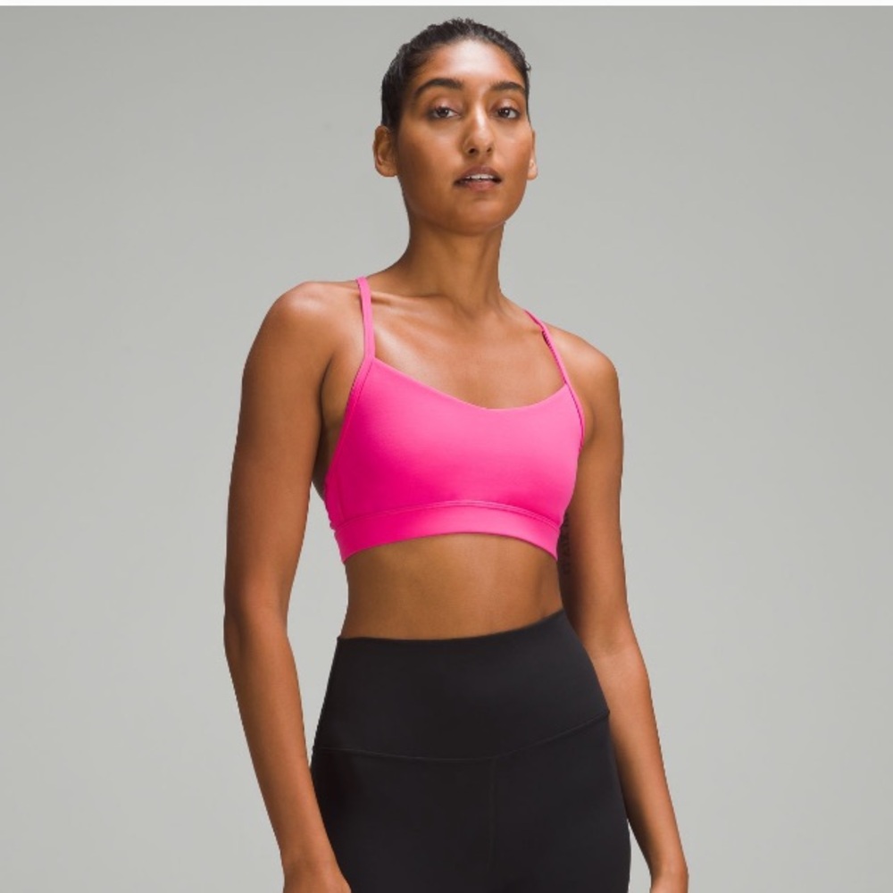 Lulu Lemon - Flow Y Bra Nulu - Sonic Pink - Size 6